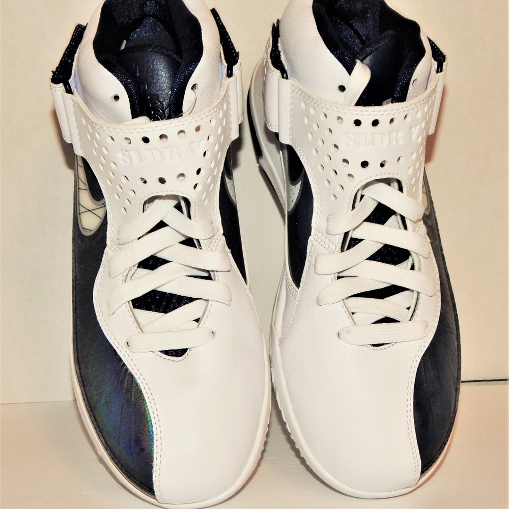 NEW Nike Shoes Women 10 basketball athletic LeBron 454149 Navy Blue White
